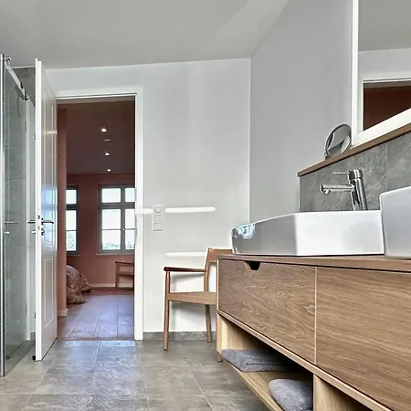 Schoene Aussicht Rosenhagen Haus 4